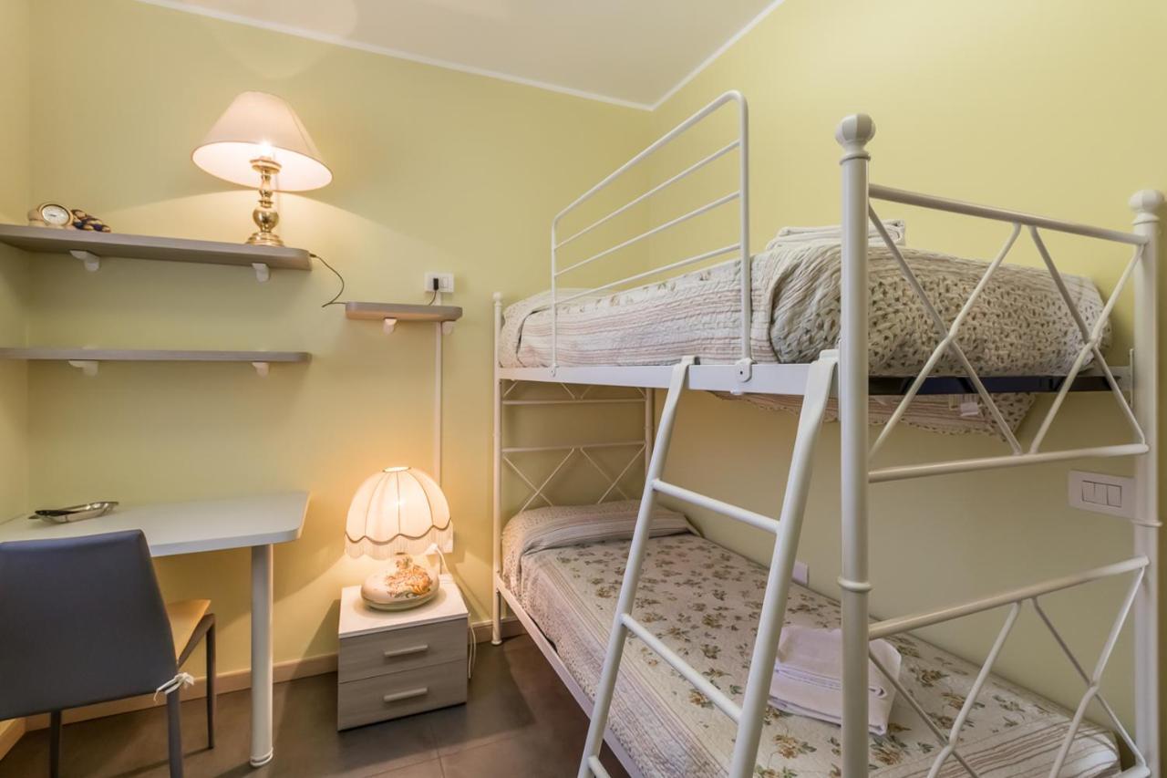 Apartment Rebecca - Tremezzina Mezzegra Kültér fotó